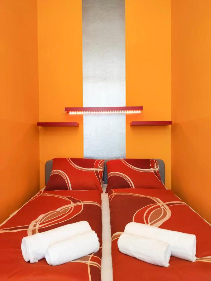 Highlight Apartment Naschmarkt Виена Екстериор снимка