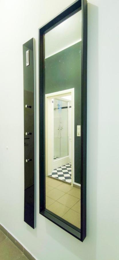 Highlight Apartment Naschmarkt Виена Екстериор снимка