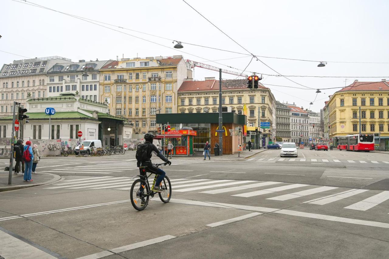 Highlight Apartment Naschmarkt Виена Екстериор снимка